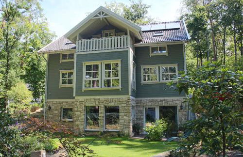 Moderne Wohnung im skandinavischen Stil am Waldrand - Foto 1