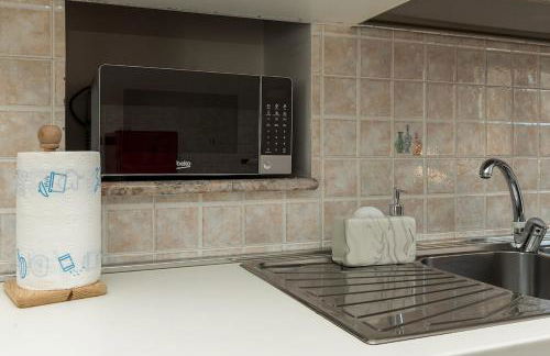 Kejani attic apt Scenic Views, Lux bath, Fast Wi-fi - Foto 23