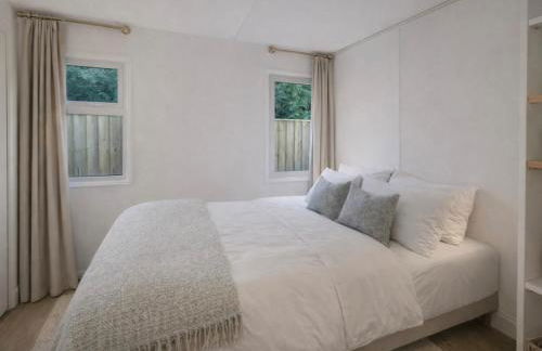 Entire guest house in Countryside with Hot Tub - Photo 7