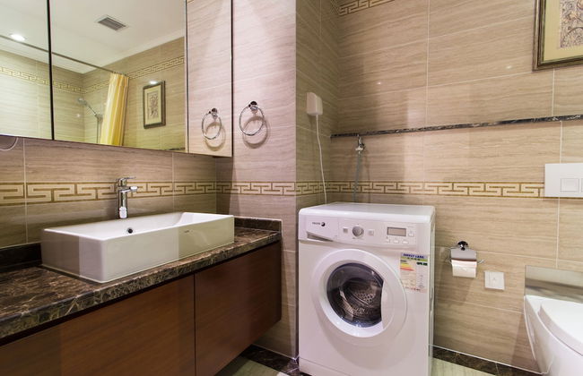 Qingdao Jinshan We Holiday Apt Wusi - Photo 31
