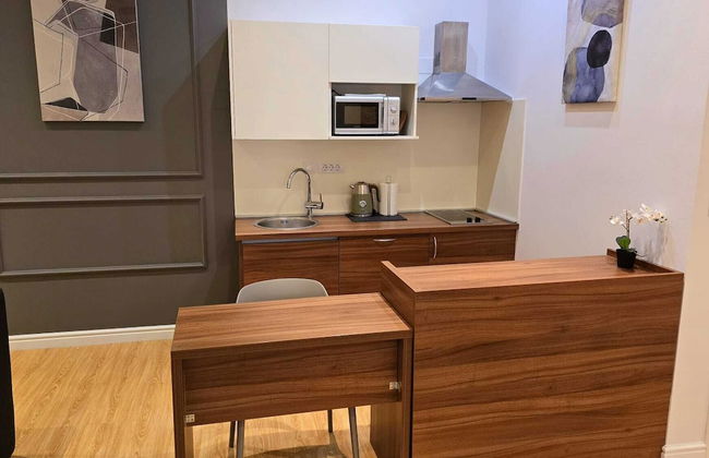 Tesla Boutique Apartments & Rooms - Photo 26