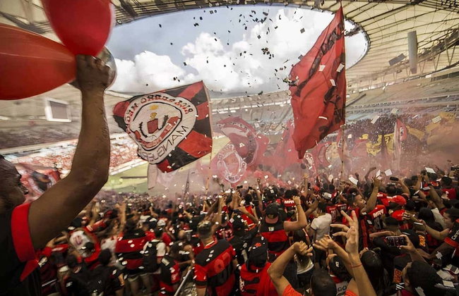 Partido de fútbol en Río de Janeiro con guía local - Foto 3