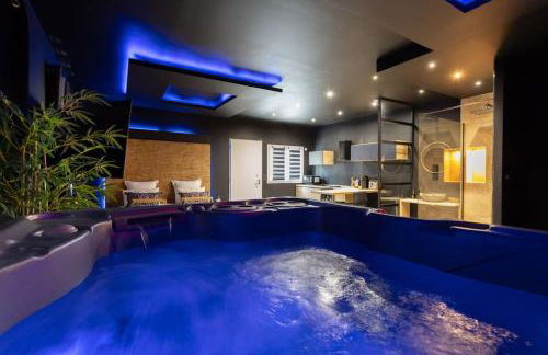 Le Pont des Amoureux Jacuzzi Wifi - Foto 4