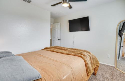 Gorgeous Green Valley Home Patio and Private Pool! - Foto 15