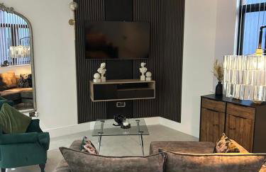 Bradford 2BR Luxury Central Apartment - Foto 4