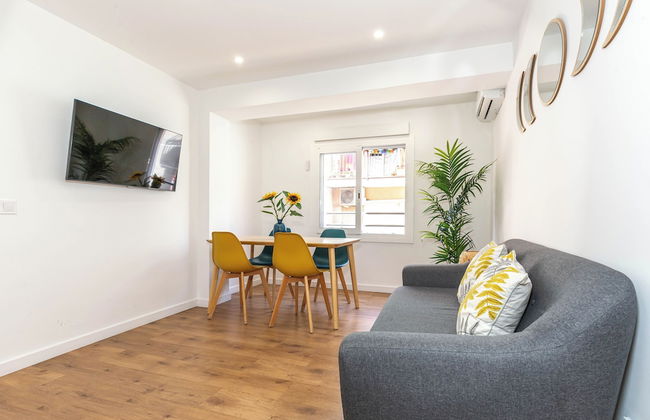 Picasso Suites Cornellá - Photo 20