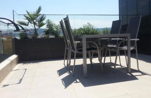 Passivhaus 750m vom Bodensee -- 2x E-bike inklusive -- Neubau 2019 am Ortsrand - Foto 1