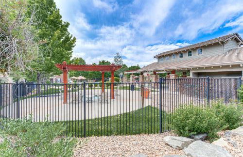 Seasonal Pool, Balcony Quiet and Cozy Aurora Condo! - Foto 30