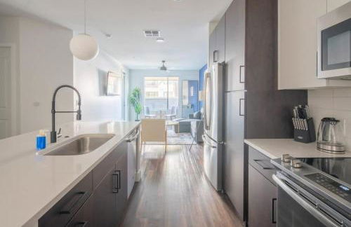 Stylish 1BD - Pool, Gym, Parking, W-D - Sleeps 4 - Foto 18