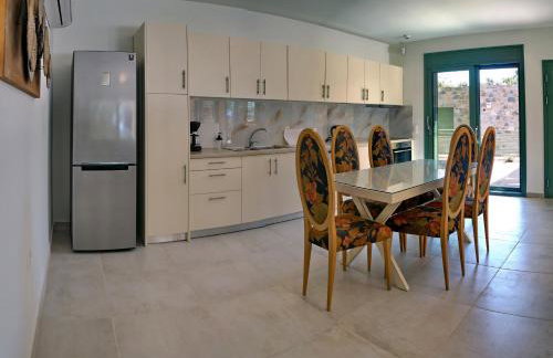 Ouzo Stone House 2, with private pool - Foto 40