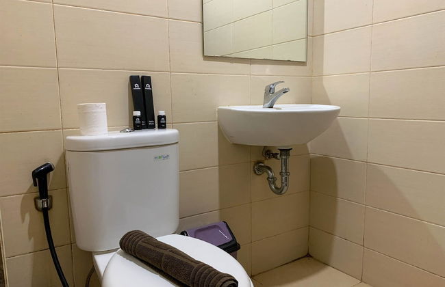 Nice And Strategic 1Br At Sky Terrace Apartment - Photo 9