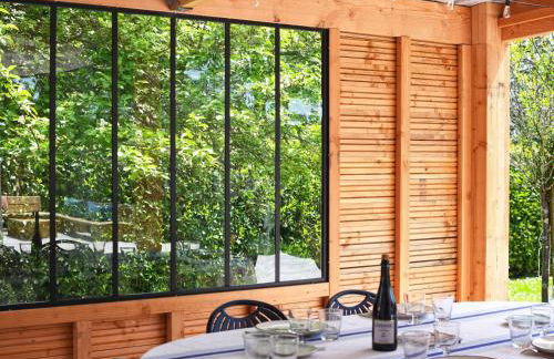 Superbe maison rénovée, 250m de l'océan, 12 pers, terrasse, jardin, proche plage Kerleven et golf - FR-1-481-164 - Foto 19