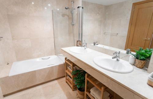 Beach-line apartment - Photo 22