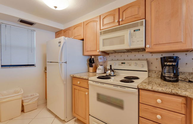 Sunset Fort Myers - Photo 8