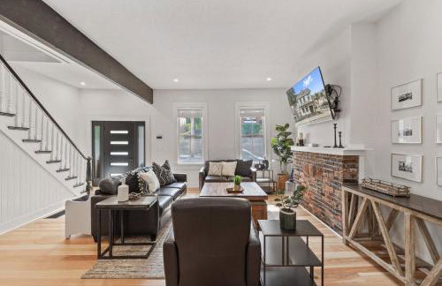 3BR Stylish Retreat, Minutes from Downtown Pittsburgh, Free 3-Car Parking - Foto 7