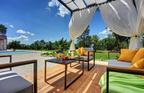 Villa Radola Residence only 3 km from beach for 6 people with private pool & large garden - Photo 11