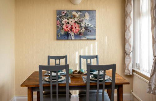 Spacious Apartment - Parking - Sleeps 5 - Foto 14