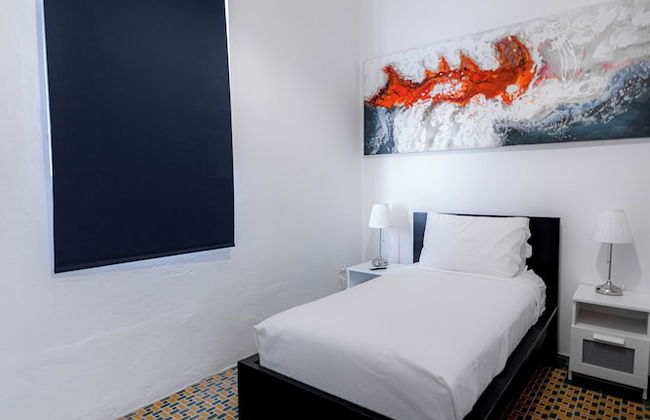 Nando's Place - Photo 7