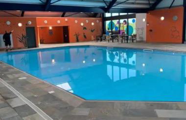 Chichester Lakeside Holiday Park Lakefront Lodge - Foto 54