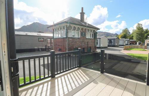 Altair Lodge - Photo 13