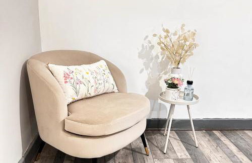 Oak Suite - 2 Bed - Sleeps 4 - Central Blackpool - Foto 6