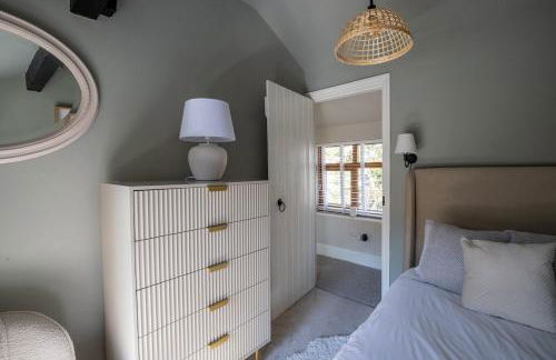 Rainbow Cottage Spacious Detached Home, Hot Tub, Sleeps 7 - Foto 18