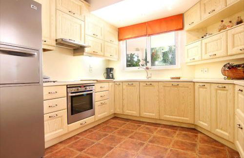 In White Villa - Photo 28