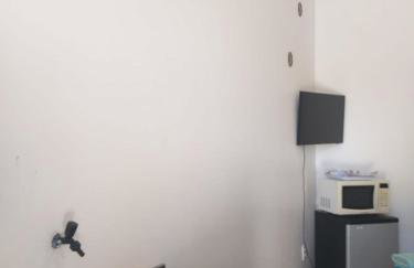 Kitnet espaçosa e bem localizada - Próximo ao lago e centro de eventos - Foto 10