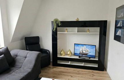 Workers Apartment Bremerhaven - 2 BR - Space for 6 - Near Harbor - Photo 6