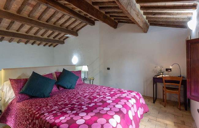 Borgo Pulciano Agriturismo - Photo 38