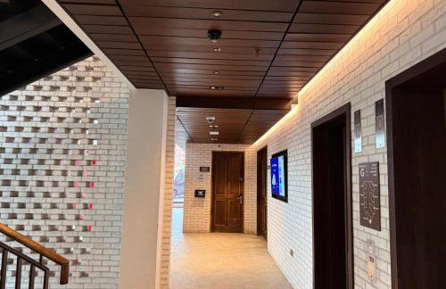 Luxury Private Room with Living Area Wembley Stadium View - Photo 54