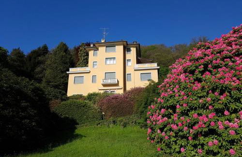 BMP APARTMENT GIOIOSA 1 terrazza vista Lago - Foto 23