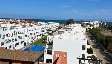 Ático con piscina privada vistas al mar. - Foto 5