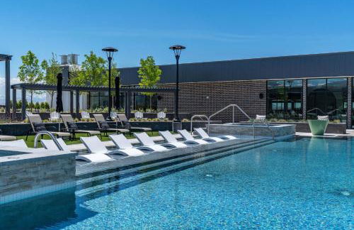 Vibrant 1BD 1BA Pool, Gym, HTub, Bowling and More - Foto 23