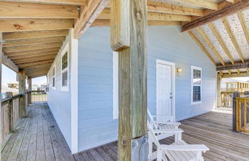 Walk to Shore Crystal Beach Home with Deck! - Foto 21