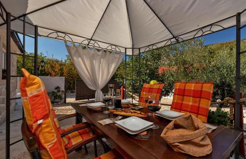 Villa Melita - Heated pool, Speed Internet within Nature Park - Foto 45