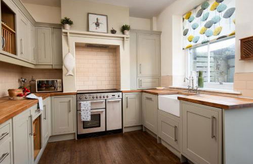 Pebble Cottage by Coast & Country Stays - Photo 5