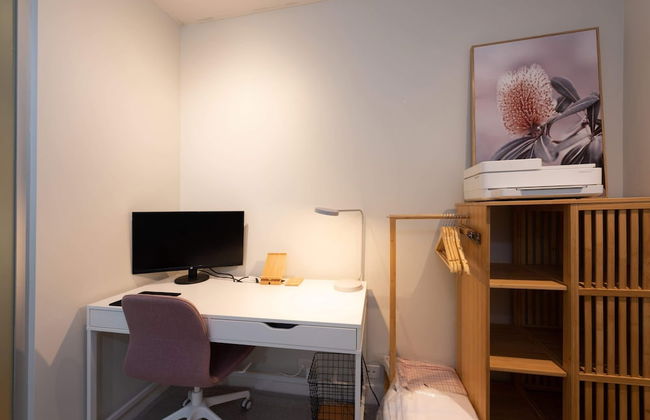 2-bed in South Melbourne w/ Beautiful City Views - Foto 13