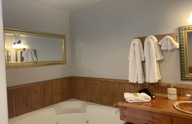 The Cottage @ 241 North - Foto 27