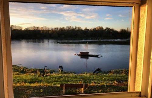 La Capitainerie, vue directe sur la Loire, calme et confort - Foto 1