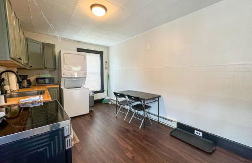 NEW - Mins to Concord & Nashua -Quiet Neighborhood - Foto 6