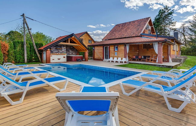 Holiday Home in Ogulin With Pool & Rafting - Foto 1