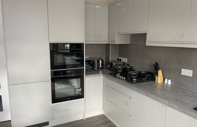 Brand New High Spec House with parking Wi-Fi (B) by HAFH - Foto 12