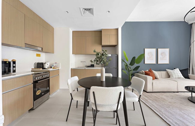 Silkhaus Summer Towers Creek Harbour - Photo 12