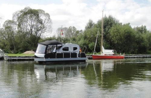 Hausboot auf der Peene, Demmin - Foto 7
