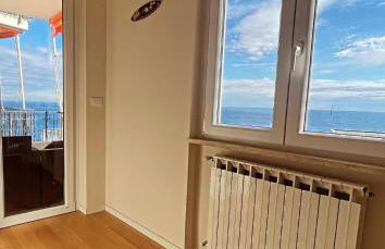 Una finestra sul blu - Vista mare con parcheggio - Foto 11