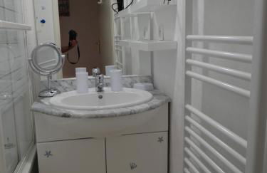 Villa Sérena la forêt et la plage à quelques minutes! - Foto 45