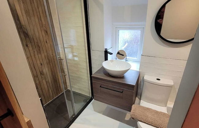 Charming 1-bed Cottage in Brynmenyn - Foto 12