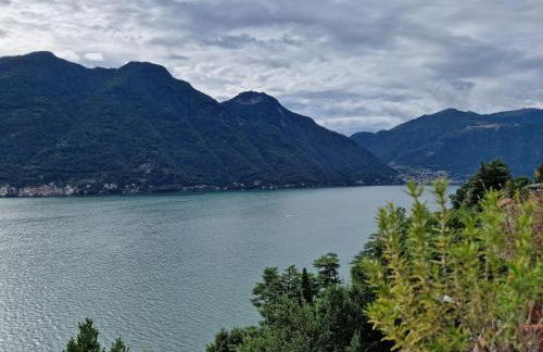 Casa vacanze Flora con vista lago - Photo 2