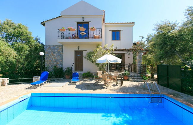 Villa Tzina Large Private Pool Walk to Beach A C Wifi Car Not Required - 1604 - Foto 63
